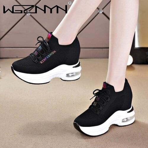 Brand Women Vulcanized Shoes Ladies Chunky Trainers Women Hidden Heels Wedge Sneakers Breathable Platform Black Shoes for Women