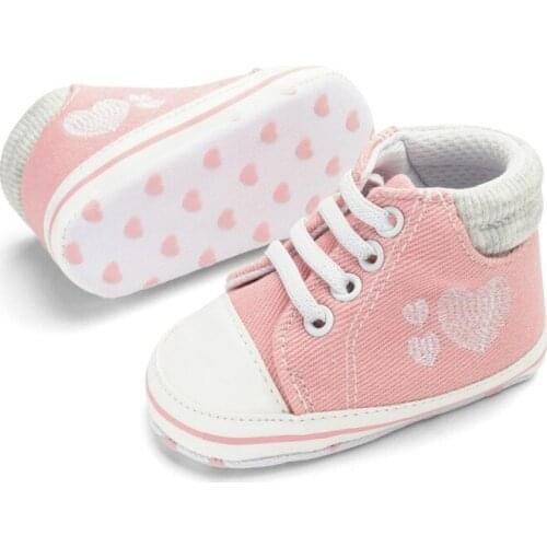 Newborn Baby Shoes Winter Baby First Walker Infant Heart Print Soft Sole Shoes Sneaker Prewalker 0-18M