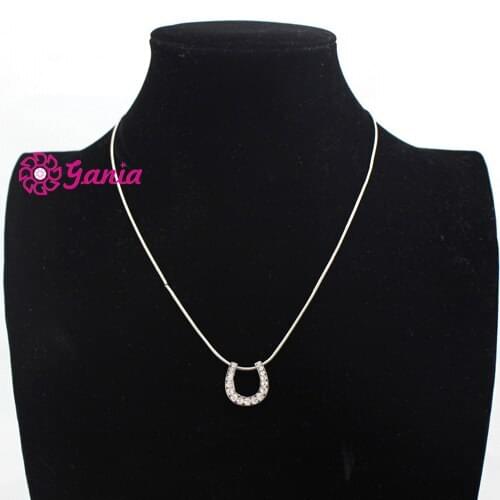 10PCS/LOT Free Shipping Equestrian Horse Shoe Jewelry Zinc Alloy with Snake Chain and Czech Crystal Horse Shoe Pendant Necklace
