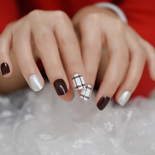 Brown Short Lovely Fake Nail Grey Sparkling Pre-designed False Nail Press On Adhesive Tape Fingernails