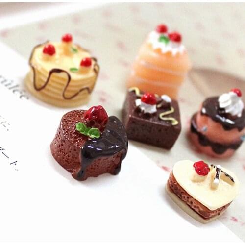 8 pcs Mini Cake Desert Resin Bread Breakfast Food For Mininature Home Decoration