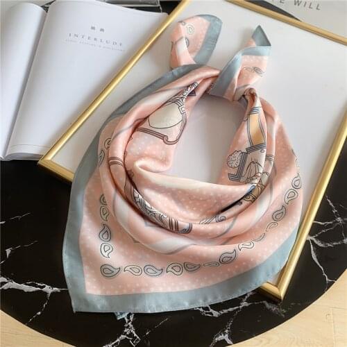 New Women Silk Square Neck Scarf Pashmina Shawl Wraps Bandana Carriage Print Shawl Wraps Foulard Hair Band Neckerchief 2021