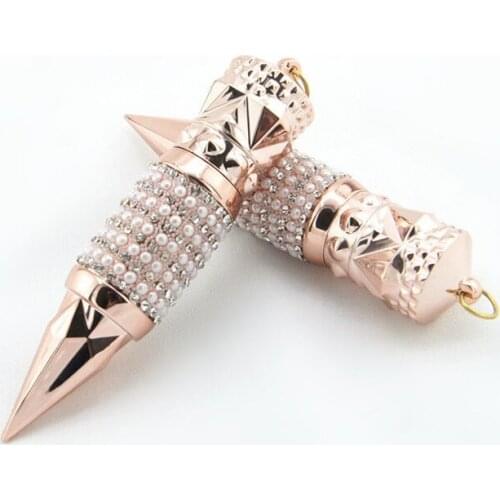 100pcs Empty Lipstick Tubes Plastic Beauty DIY Lip Balm Containers Carrot Shape Refillable Lip Balm Bottles