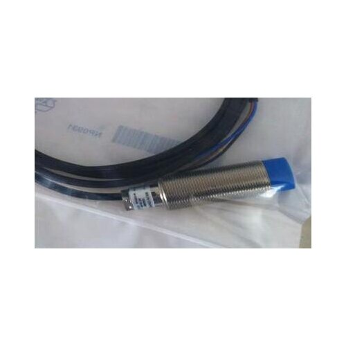 Free Shipping 2pcs/Lot New Switch IME18-12NPSZW2S inductance type three wire PNP normally open sensor