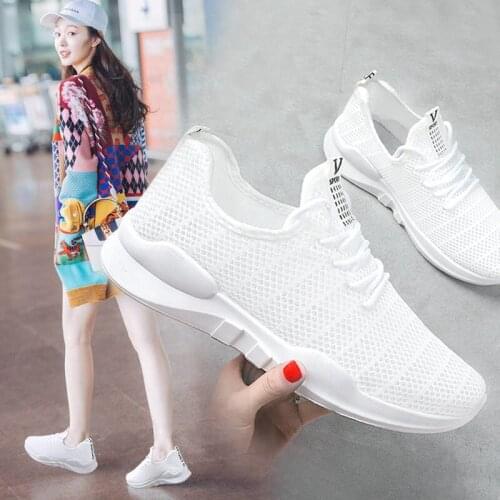 Mesh Womens Shoes Soft Sole White Sneakers Womens Running Shoes All-match Trend 2021 New Spring And Summer