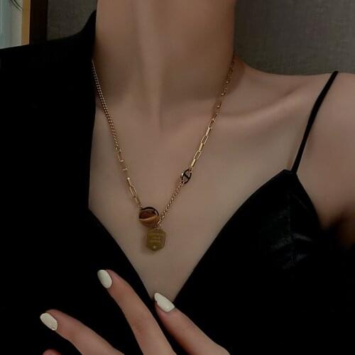 Korean Fashion Polygon Square Necklaces Female Trendy Brand Smiley Face Necklace for Girls Exaggerated Jewelry for Party Wdding