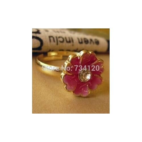 Wholesale Christmas Big Sale Jewelry Ring Rose Gold Color Plt SWA Elements Austrian Crystal White Enamel Flower Ring