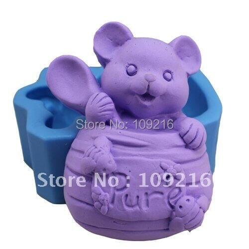 1pcs Bear with Drink Honey (R0848) Silicone Handmade Soap Mold Crafts DIY Mold