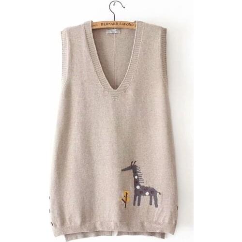 Plus size cartoon print V neck women loose sweater vests 2021 new winter casual ladies wool knitted pullovers coat vests female