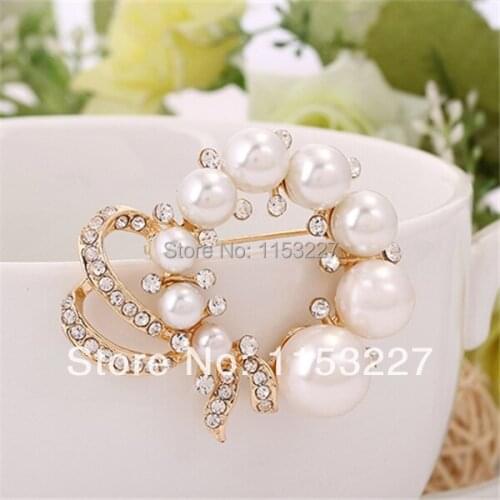 Hot sale diamante bowknot pearl brooch