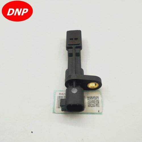 DNP ABS Wheel Spend Sensor Left&Right For Dodge Nitro Jeep Liberty 52125003AB 52125003AD
