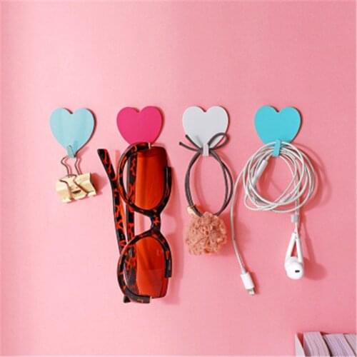 1Pcs Cute Heart Shape Hooks Self Adhesive Hooks Stainless Steel Strong Sticky Wall Door Hang Kithcen Bathroom Storage Organizer