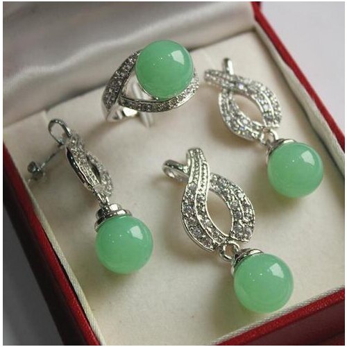 Fine jewelry free shipping Free Shipping Hot! high qulity new jewelry blue fine stone bread pendant with box