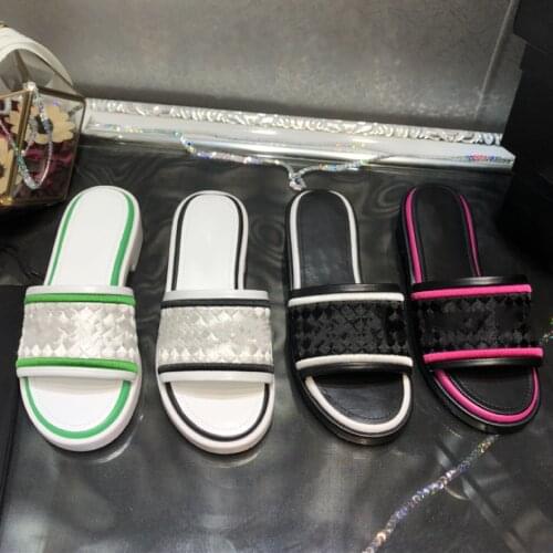 Platform Woman Shoes New Classic Slippers Holiday Beach Slippers Multi-Color Optional Star Christmas Gift Style Women Shoes 2021