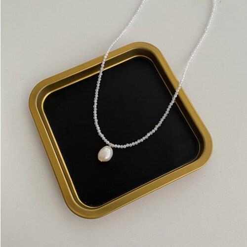 Origin Summer Minimalist Irregular Simulated Pearl Pendant Necklace for Women Girls Unusual Beaded Wedding Necklace Jewelry