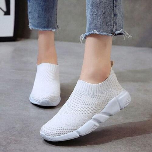 Women Shoes 2020 New Sneakers Women Breathable Slip On Flat Shoes Soft Bottom White Sneakers Casual Women Flats Krasovki
