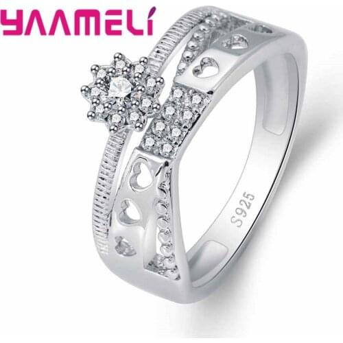 Luxury Romantic Style Flower Shape White Crystal Dotted 925 Sterling Silver Love Decoration Ring For Women
