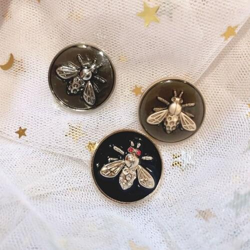 LaceTime Metal Buttons