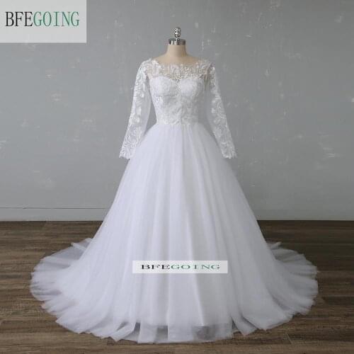 Luxurious White Tulle Lace Long Sleeves Floor-length Bridal gown Chapel Train Ball gown Wedding dress
