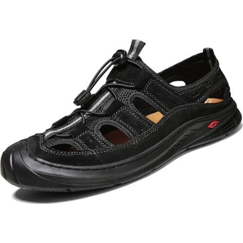 Men Sandals Outdoor Beach Hiking Shoes 2021 New Summer Hollow Breathable Driving Hole Shoes Non-slip Wear-resistant Men Sandals