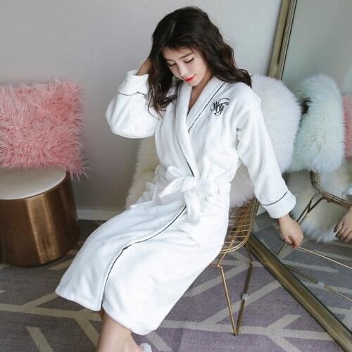 H5694 Womens Winter Robes Korean Plus Velvet Thickened Flannel Sleepwear Female Long Sleeve Coral Velvet Warm Home Clothing