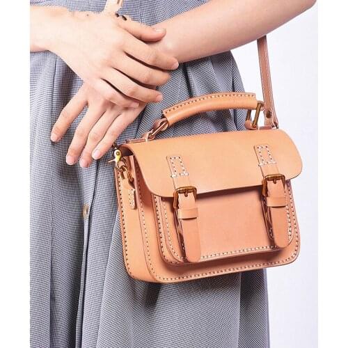 Casual Fashion Womens Shoulder Bags Retro Style Designer Ladies Handbag High Quality Leather Crossbody Bag Versatile Clutch Bag