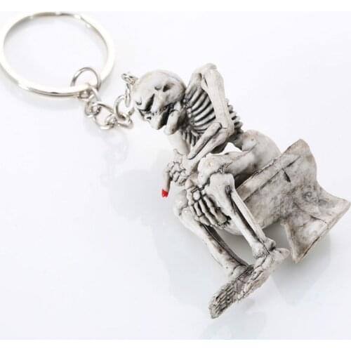 Fashion Keychain Horror Personality Skeleton Skeleton Pendant Mens Jewelry Car Keychain Gift Halloween Accessories