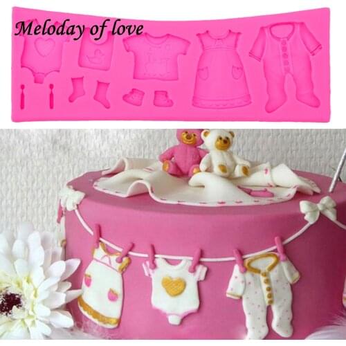 Hot Selling Pop 3D Baby Clothes Shower DIY Silicone Mould Fondant Kitchen Cake Decorating Mold for Chocolate Baking Tools T0534