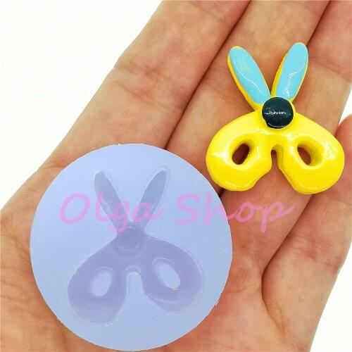 FYL823 29.9mm x 27.1mm Silicone Mold Fondant Cake Decoration Candy Resin Clay Earrings Necklace Craft Soap Candle FOOD SAFE