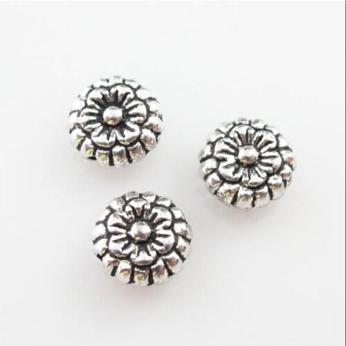 Fashion 45Pcs Tibetan Silver Color Flower Round Flat Spacer Beads Charms 7mm