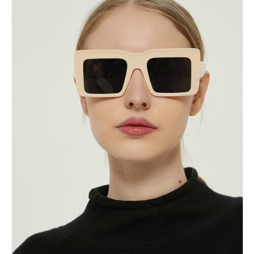 Thick Frame Square Oversized Sunglasses Women 2021 Fashion Vintage Large Flat Top Eyeglasses Female Driving Oculos De Sol UV400