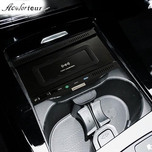 10W power charger for Benz W177 W246 A180 A200 wireless charging adapter for AMG A35L GLB phone holder for iphone 11 charge pad