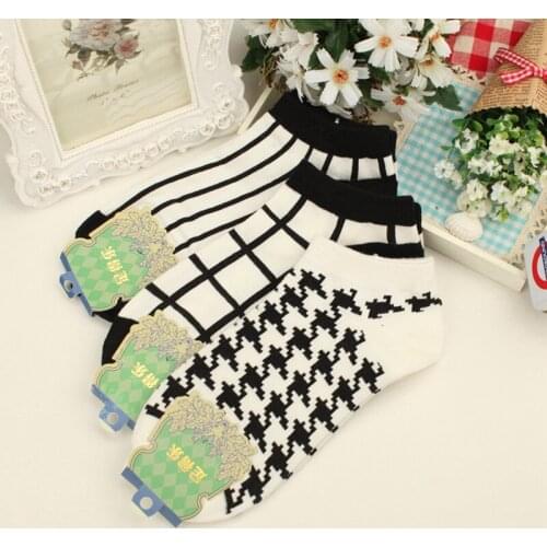 ZDL-179 Summer Woman Striped Cotton Novelty White Black Squares Comfortable Ankle Socks 6pairs