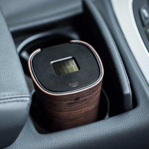 High Classic Wooden Grain Pattern Men Car Ashtray with Solar LED Light Simple Ashtray for Car Home Office Use