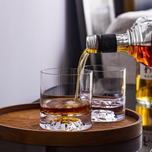 240-330ml Skull Whiskey Wine Glass Creative LeadFree Crystal Glass Hill Vodka Liquor Plum Wine Sake Cup Beer Steins Holiday Gift