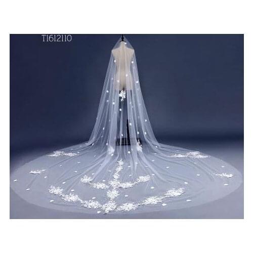 2017 Elegant Real Photos 3M White/Ivory Elegant Wedding Veil long Bridal Veil Head Veil Wedding Accessories Hot Sell EE2110