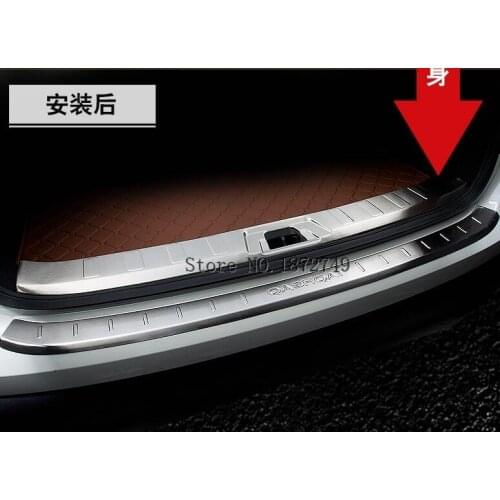 Bay Wan Yi yang Pads On The Pedals