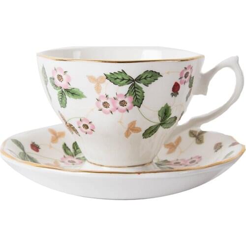 Ceramic Coffee Cup Saucer Spoon Set Bone China Vintage Teacup and Saucer Set Kung Fu Tazas De Cafe Kitchen Supplies AB50BZ