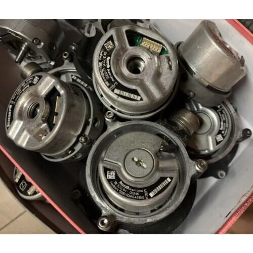 Encoder RQN 425 512 27I12-71 ID:598 769-01 , used in good condition . 80% appearance new , good working , free shipping