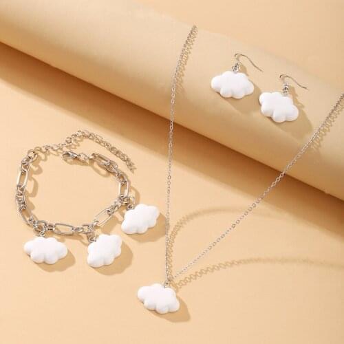 Creative Cute White Clouds Acrylic Plastic Pendant Necklace Bracelet Earrings for Women Girl Trendy Choker Necklace Jewelry Set