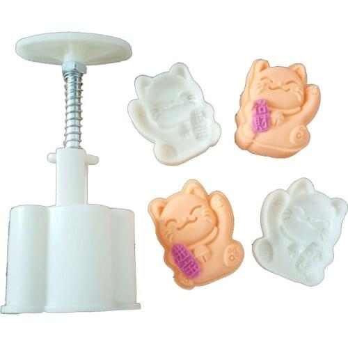 Mooncake Mold 50g Cookie Cutter with Cartoon Animal Stamps Hand Press Green Bean Pastry Mould DIY Bakeware