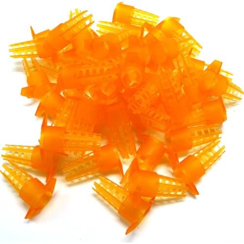 30PCS Open guard anti-bite protective cover beekeeping tools yellow plastic bee king queen cage beekeeper cell protection cages