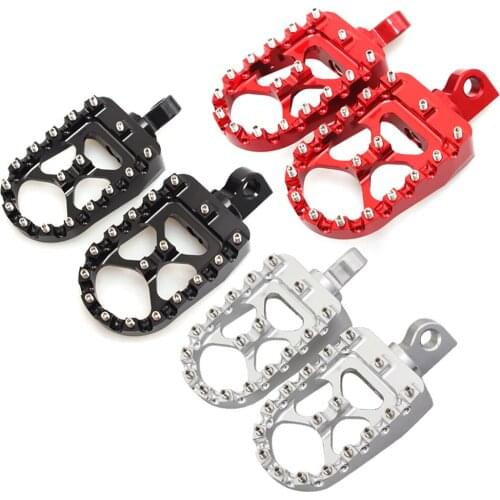 Motorcycle Footpeg Footrest Foot Peg Rests Pedal For Harley Davidson Dyna Softail Road King Sportster 883 1200 CVO Custom Fat