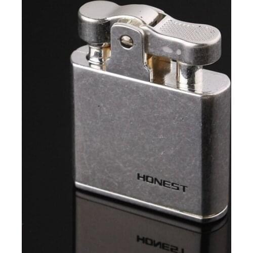 Retro BRASS Flame Lighters Trench Kerosene Oil Lighter Grinding Wheel Fire Refillable gasoline Cigarette Lighters Men Gadget