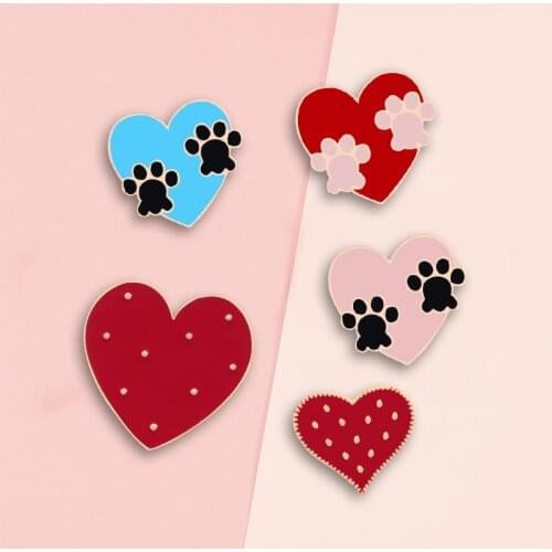 Red Heart Enamel Pin Cute Women Dog Cat Paw Brooches Bag Lapel Pin Decoration Badge Icon Fashion Cartoon Jewelry Friends Gift