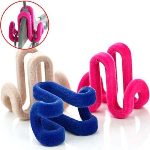 1PC Plastic Flocking Dual Hook Multifunctional Portable Hooks Clothes Bags Hangers Drying Racks Wardrobe Storage Rack