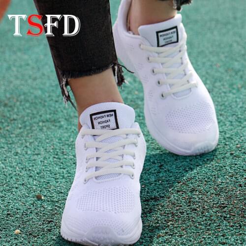 Platform Women Sport Shoes Woman 2021 Mesh Big Size Walk Breathable Popular Running Shoe Ultralight Womens Sneakers Sneakers 1n