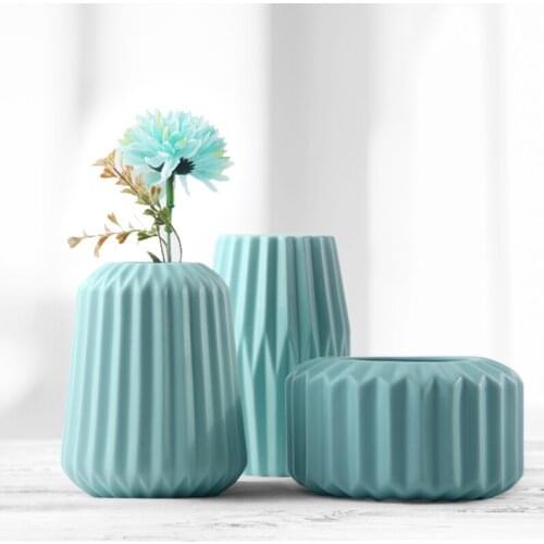 The origami Vases Ceramic Tabletop Vase Home Decoration vase Fashion Modern european style