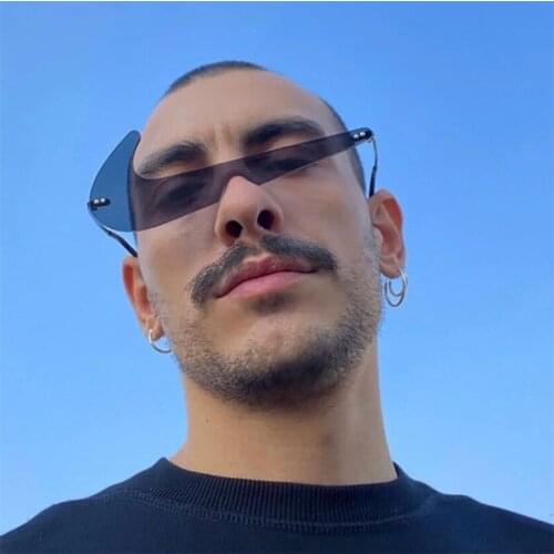 Dark glasses man ins super fire movement trend of names red street snap niche design feeling hook 2021 new sunglasses