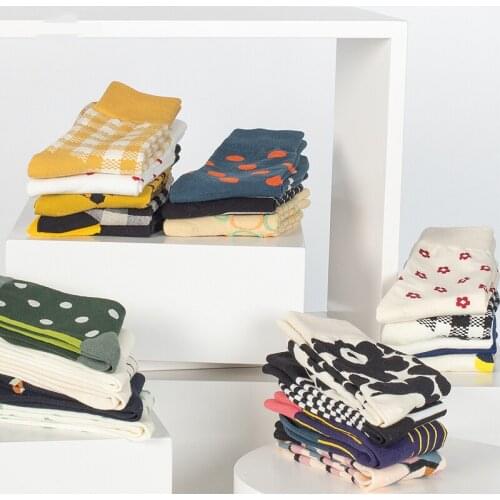 Colorful Womens Socks Happy Cartoon Geometric Autumn Korean Cute Socks Size 35-40 Painting Style Christmas Gift